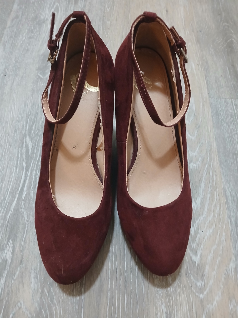 Women’s Burgundy Suede Mary Jane Pumps - Classic Ankle Strap